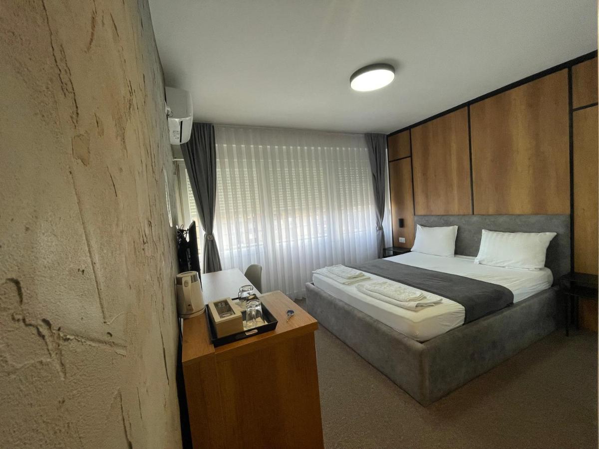 New Prishtina Luxury Rooms プリシュティナ エクステリア 写真